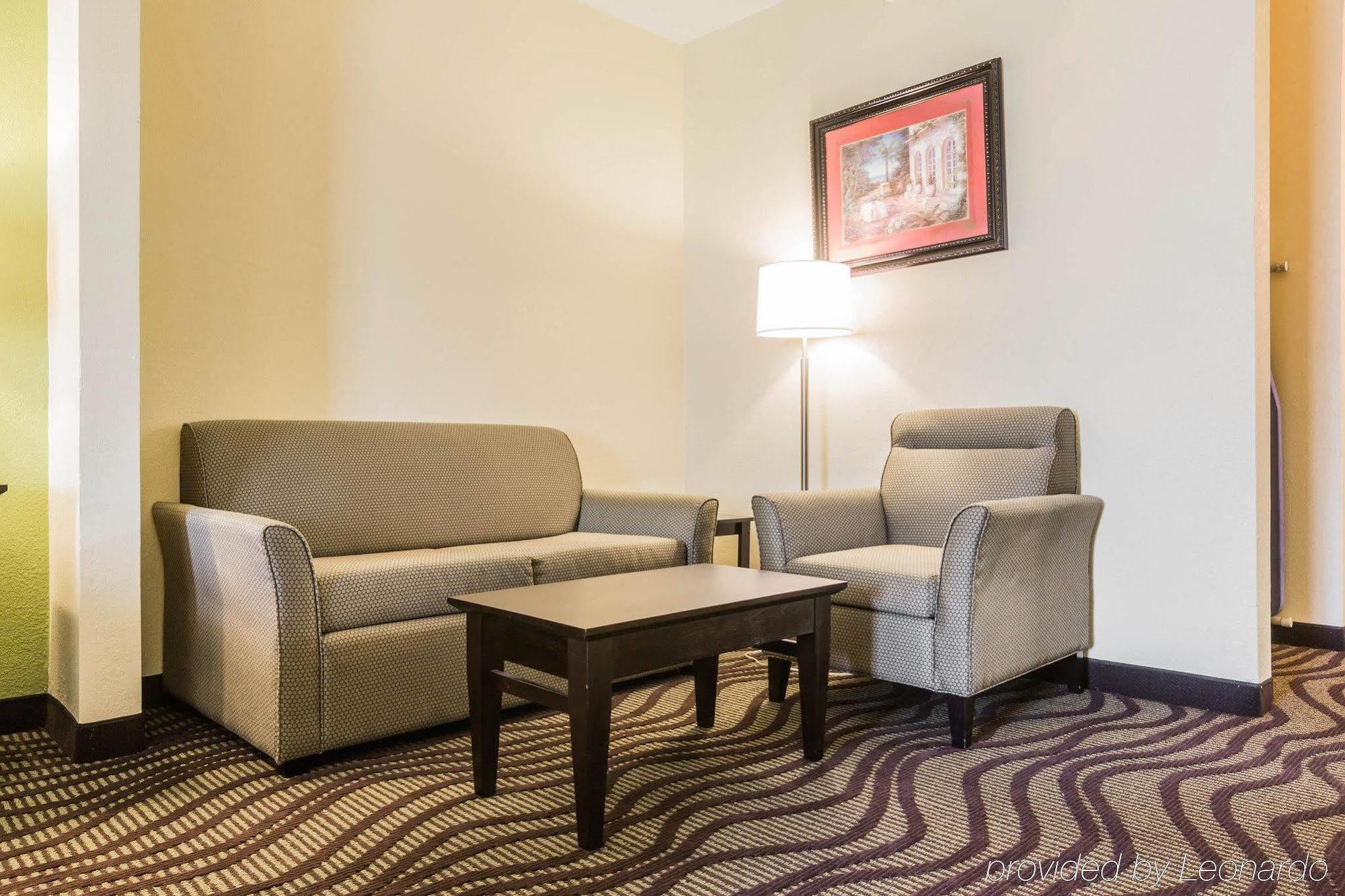 Quality Inn & Suites North Монтгомери Экстерьер фото